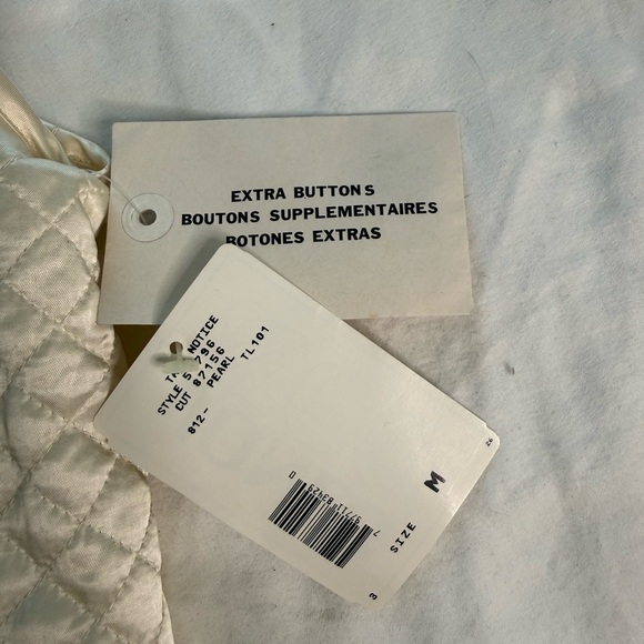 Vintage 90s Ivory Quilted Vest Jones & Co Rayon Lined Coastal Luxury Size M - Picture 12 of 12